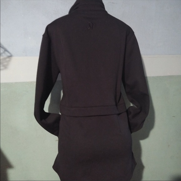 Lululemon Light As Warmth Jacket (8) - Picture 7 of 7